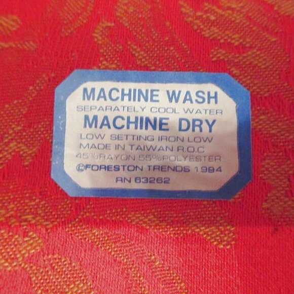 Vtg Holiday Red Placemats Gold Shimmer Paisley Set Of 6 Reversible Regency - Picture 6 of 7